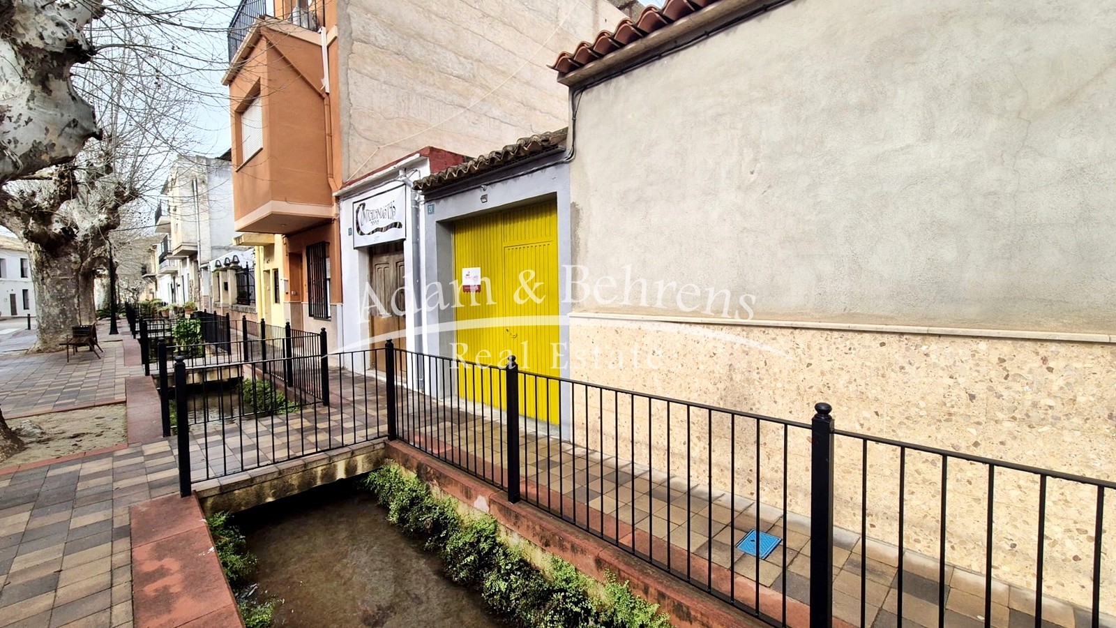 WhatsApp Image 2025-03-16 at 13.34.13