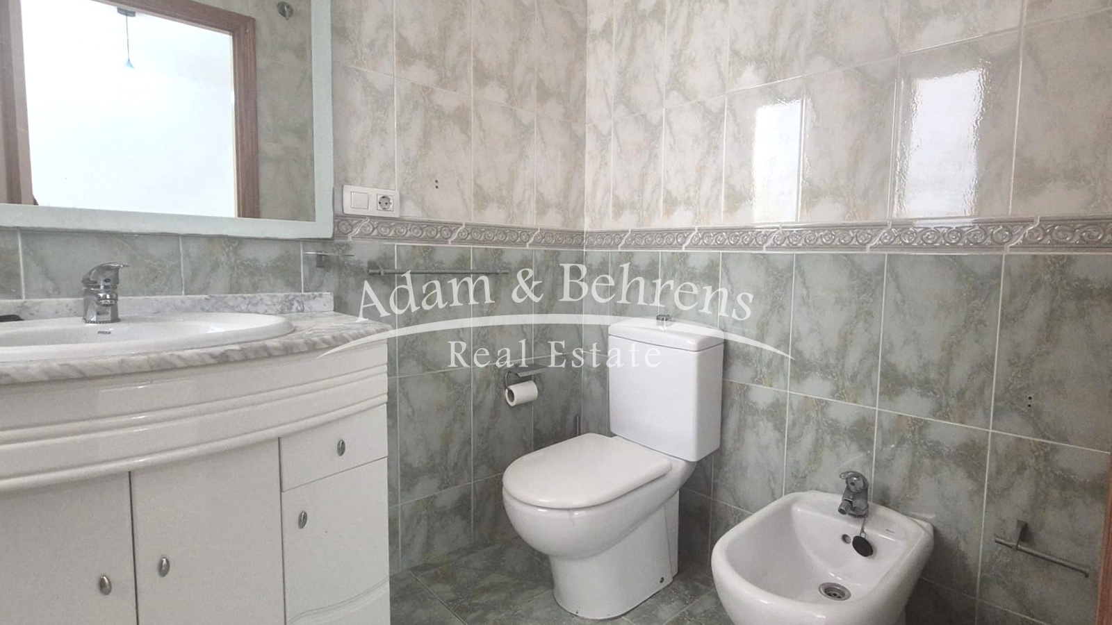 WhatsApp Image 2025-09-15 at 08.02.43 (1)